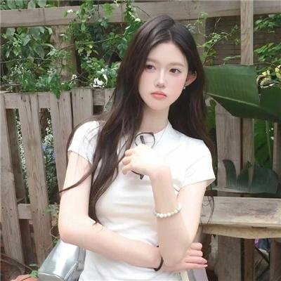 阳光小美女